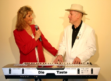 Karola und Die Taste